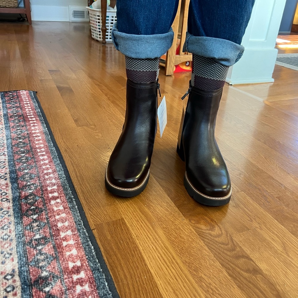 Naturalizer Dark Brown Ankle Booties - Picture 4 of 7